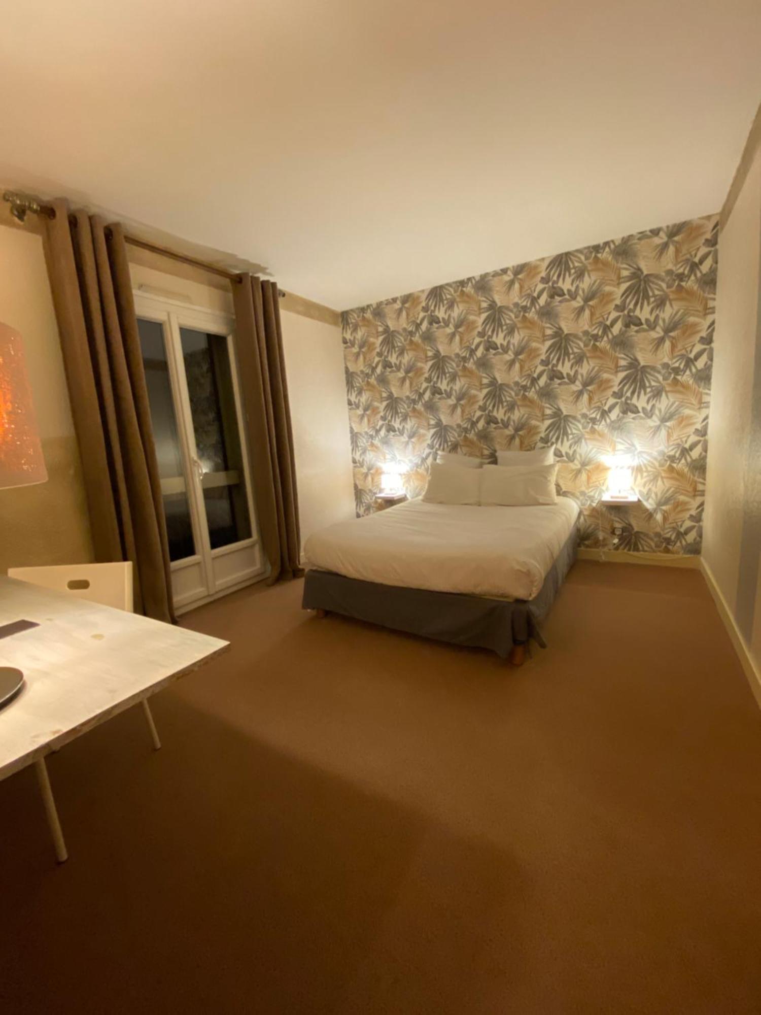 Logis Hotel Medieval, Montelimar Nord روشيمار المظهر الخارجي الصورة