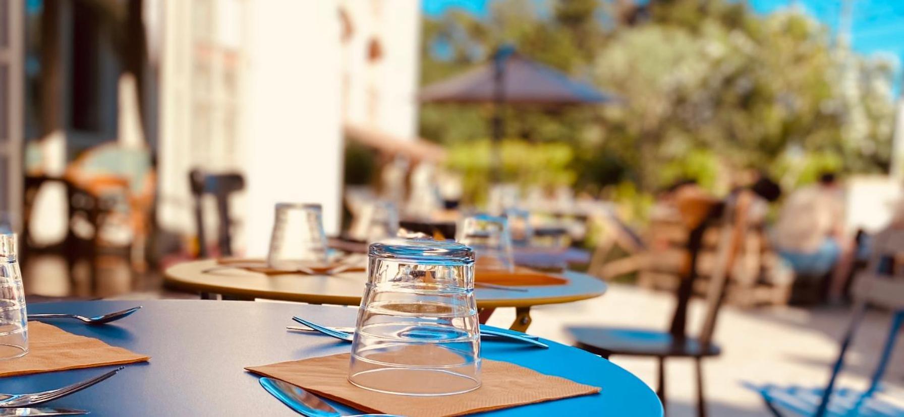 Logis Hotel Medieval, Montelimar Nord روشيمار المظهر الخارجي الصورة