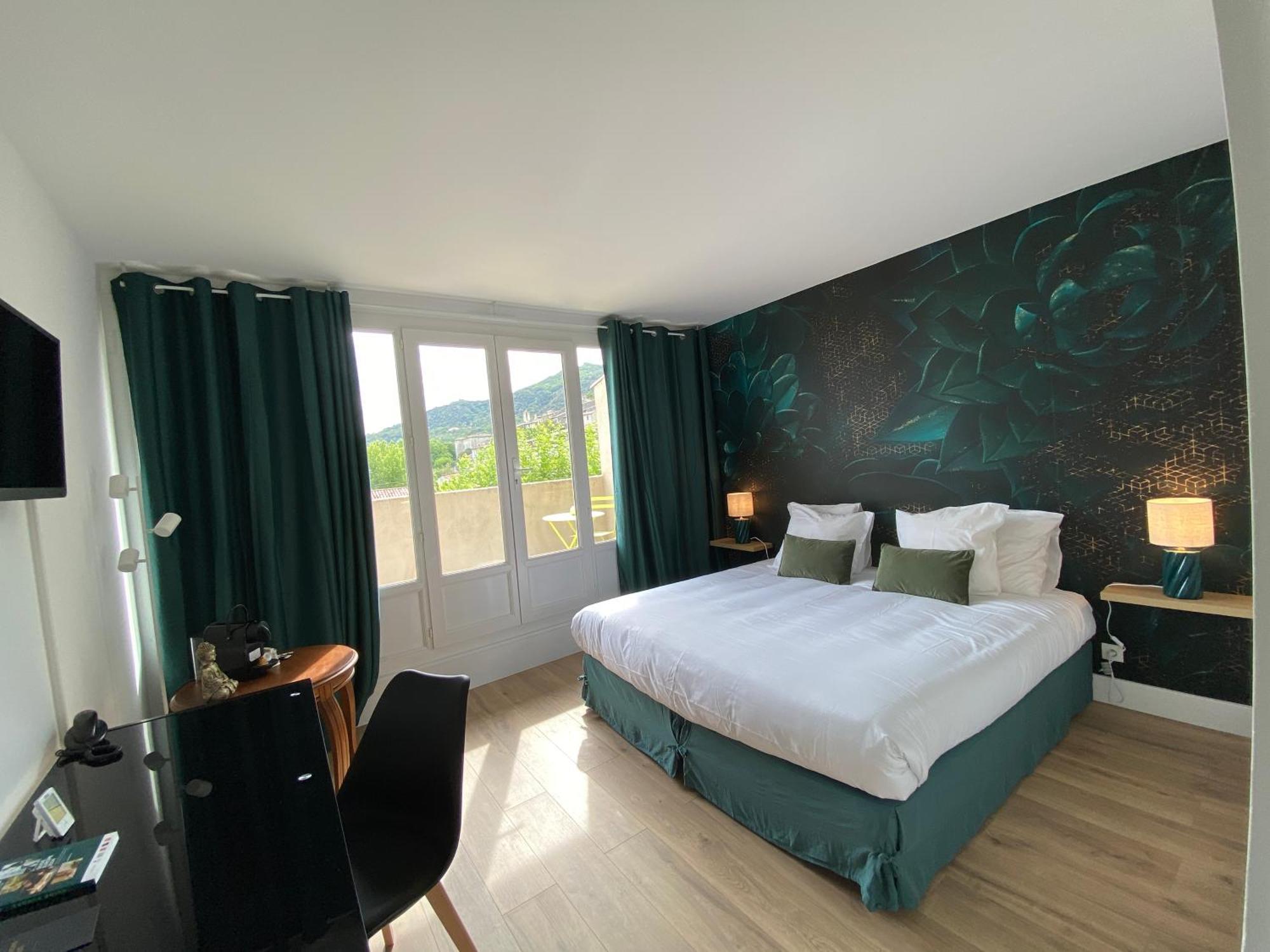 Logis Hotel Medieval, Montelimar Nord روشيمار المظهر الخارجي الصورة