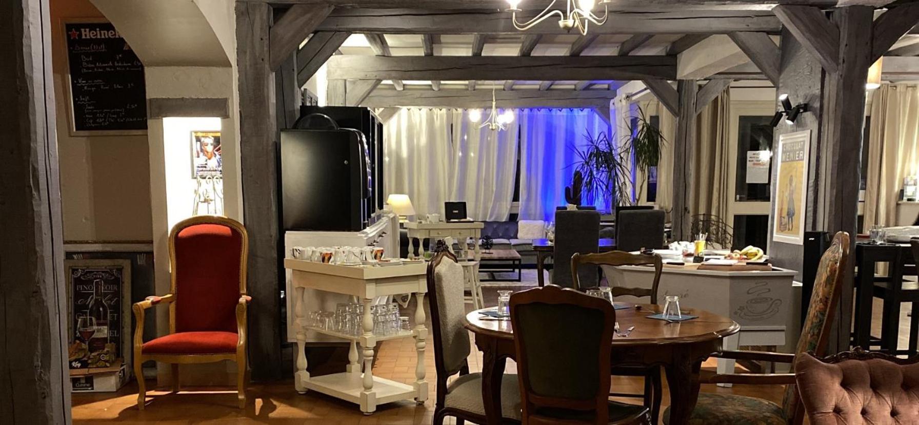 Logis Hotel Medieval, Montelimar Nord روشيمار المظهر الخارجي الصورة