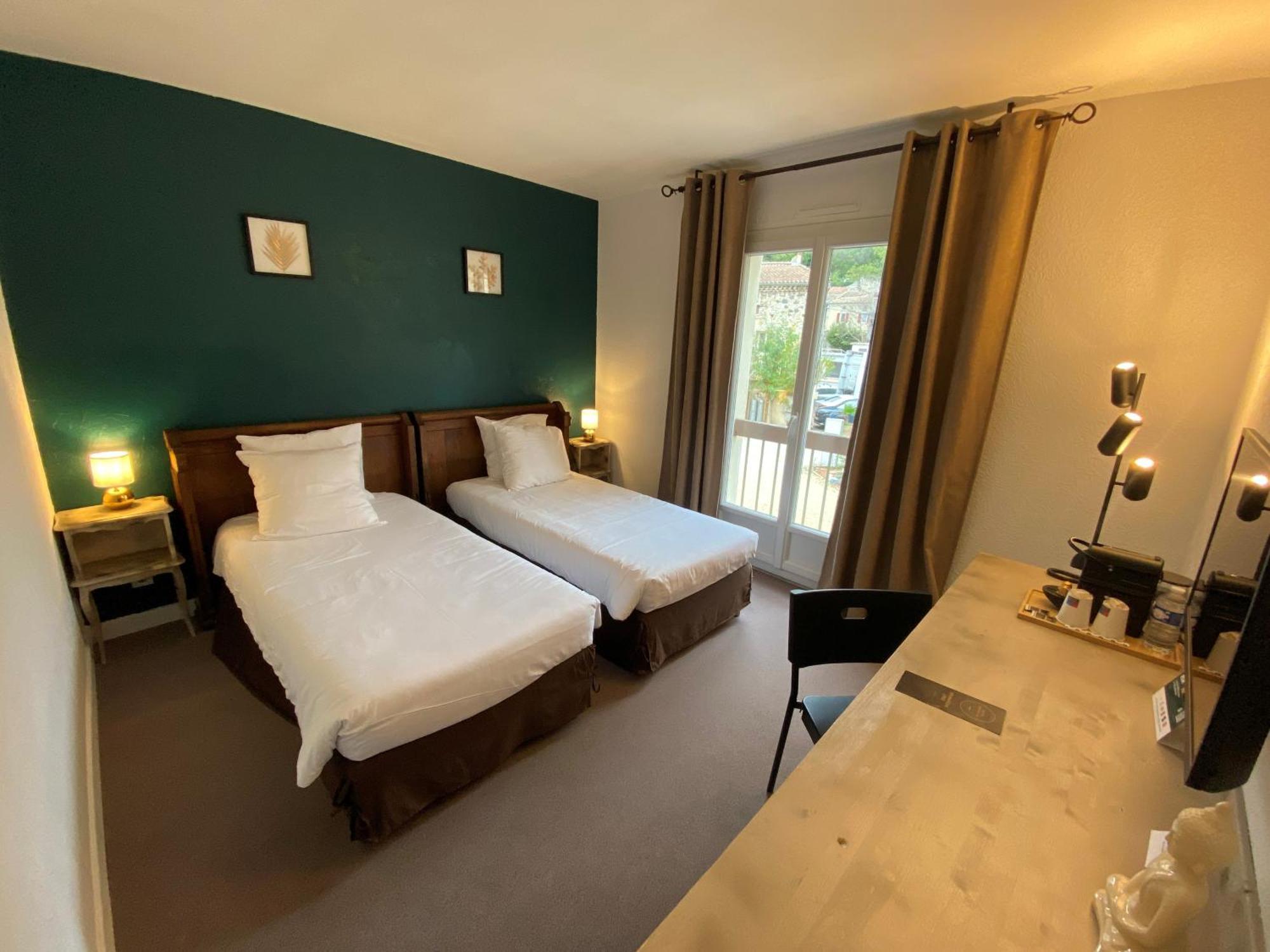 Logis Hotel Medieval, Montelimar Nord روشيمار المظهر الخارجي الصورة