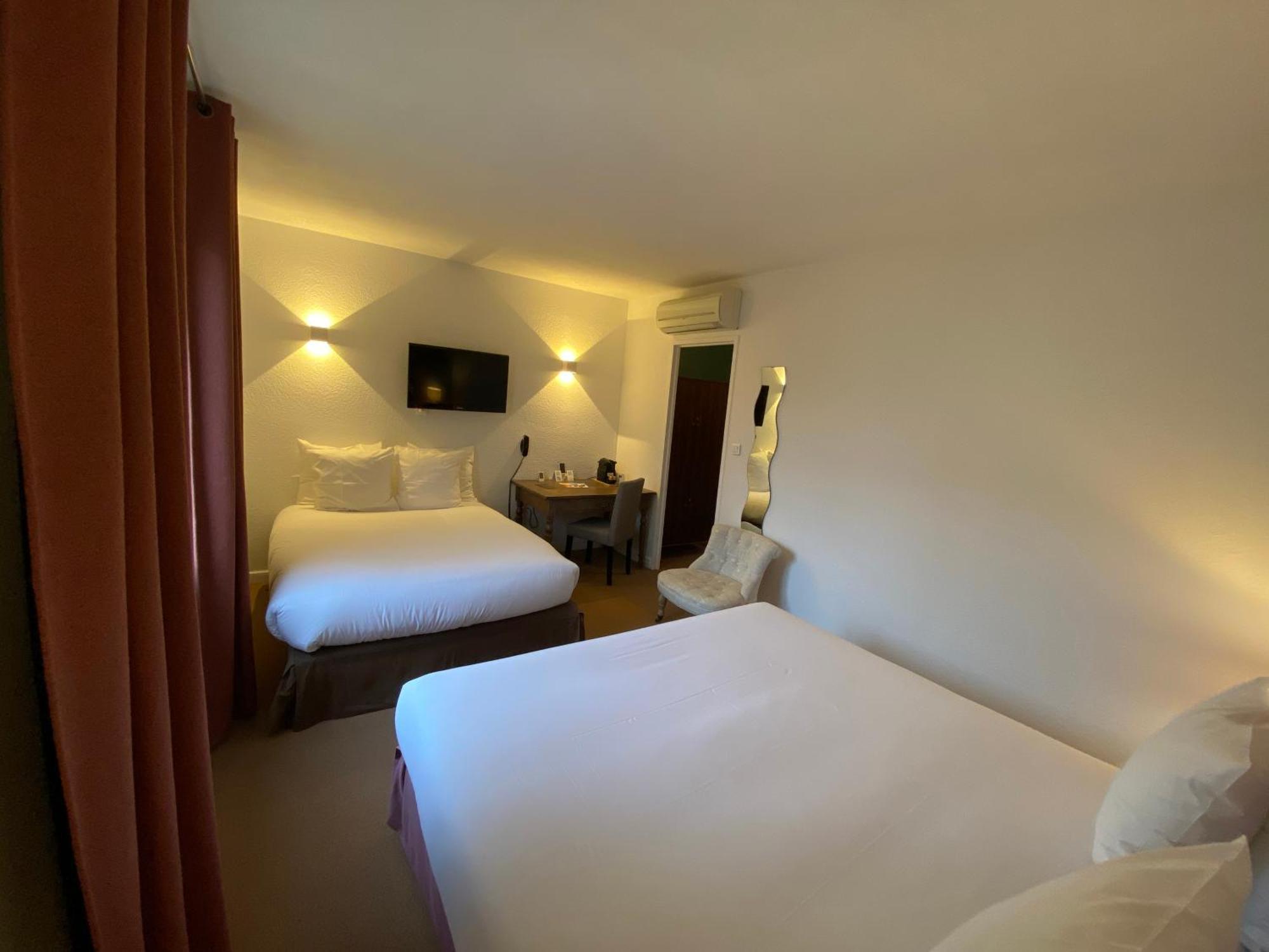 Logis Hotel Medieval, Montelimar Nord روشيمار المظهر الخارجي الصورة